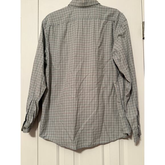 Men's Eddie Bauer Relaxed Fit Button-Down Shirt, XL - Picture 2 of 6